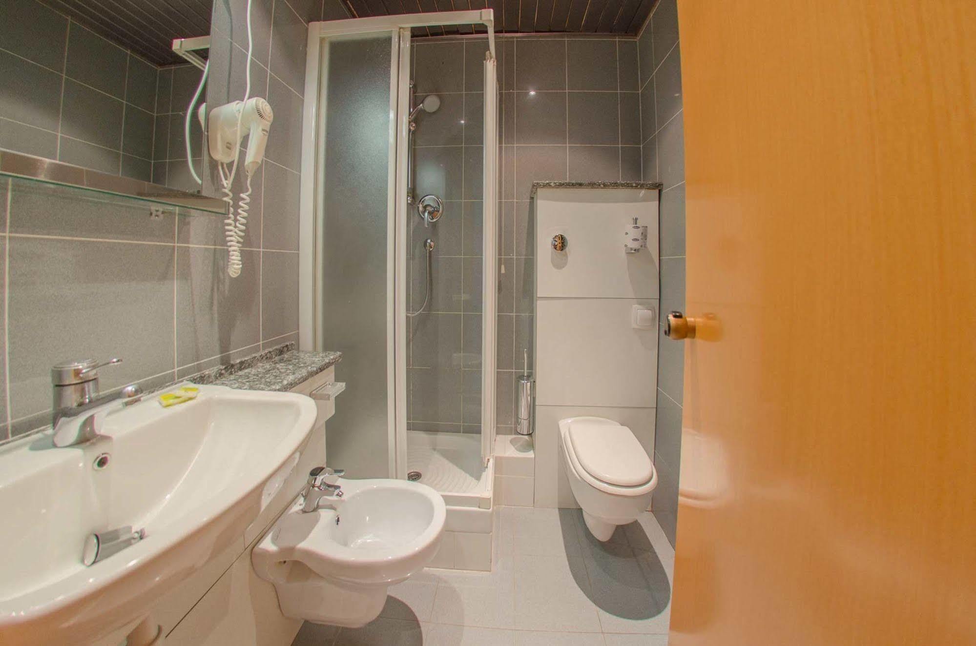 Residenza Adelaide Aparthotel Finale Ligure Exterior photo